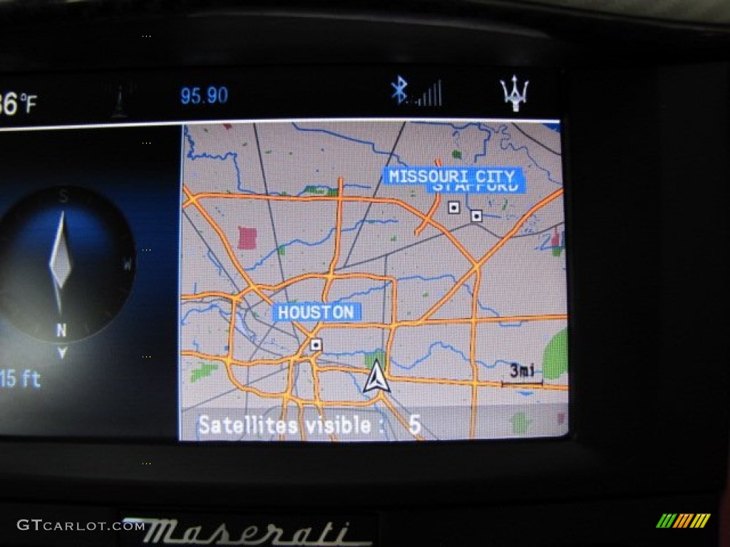 2010 Maserati GranTurismo S Navigation Photos