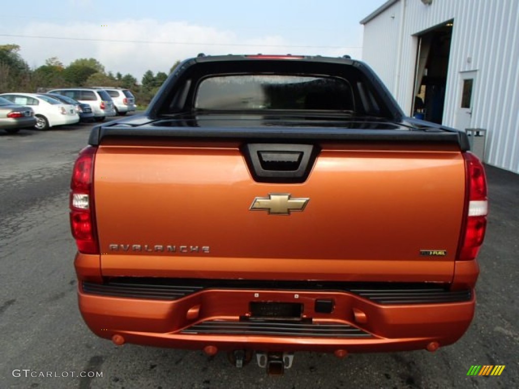 2007 Avalanche LTZ 4WD - Sunburst Orange Metallic / Ebony photo #5