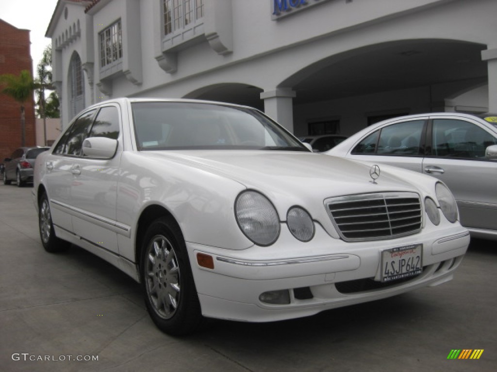 Glacier White Mercedes-Benz E