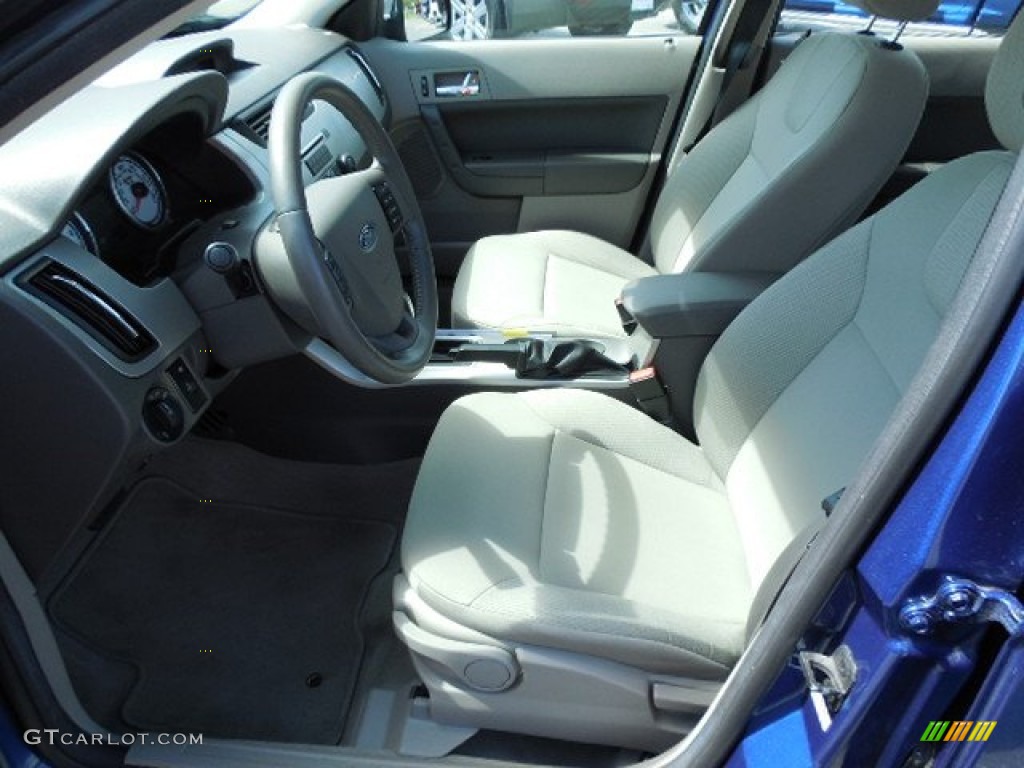 2009 Ford Focus SES Sedan Front Seat Photos