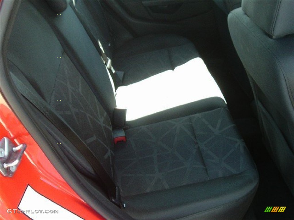 2013 Fiesta SE Hatchback - Race Red / Charcoal Black photo #9