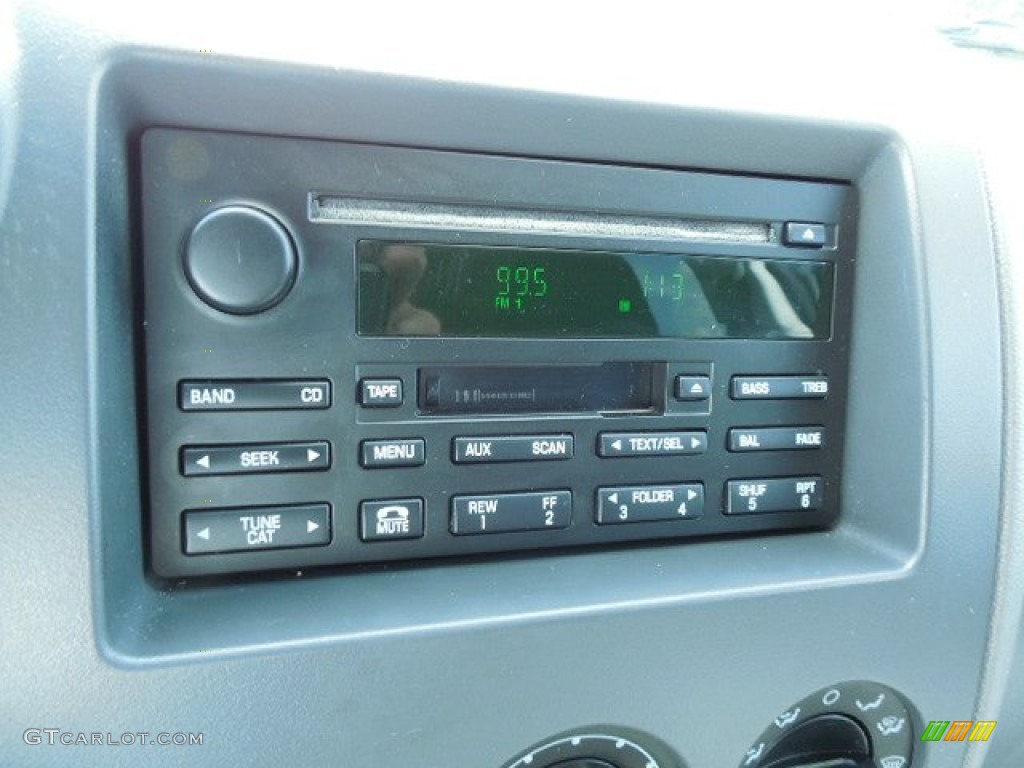 2006 Ford Expedition XLS Audio System Photos