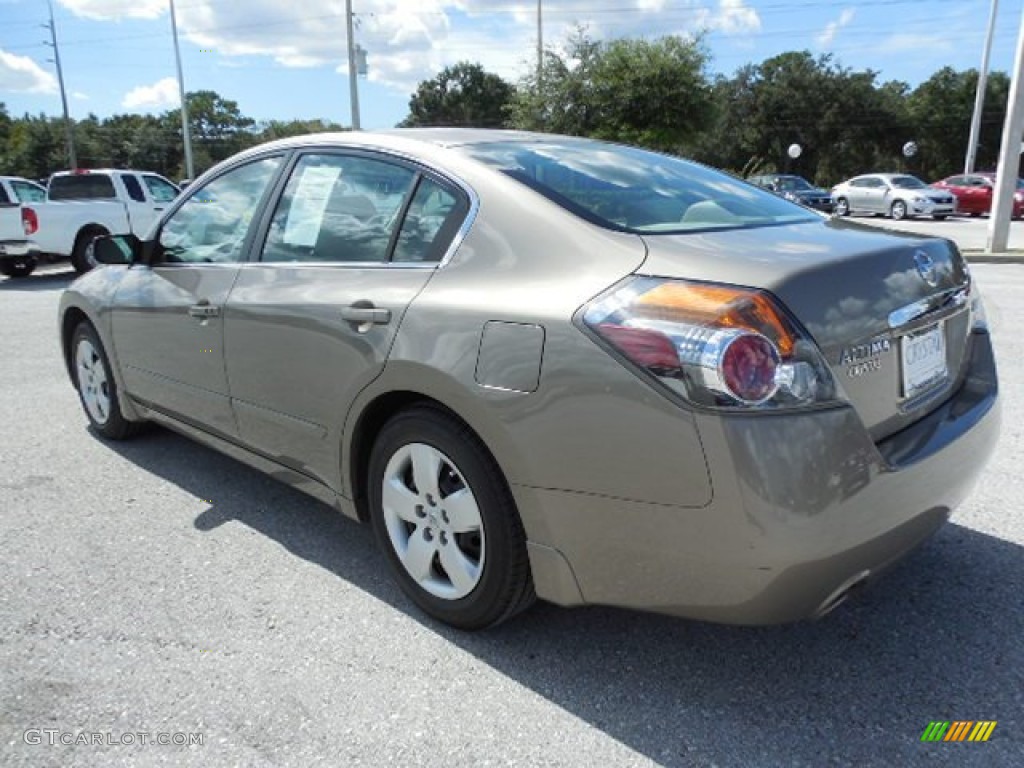 2008 Altima 2.5 S - Pebble Beach Metallic / Blond photo #3