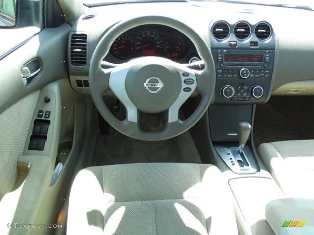 2008 Altima 2.5 S - Pebble Beach Metallic / Blond photo #7