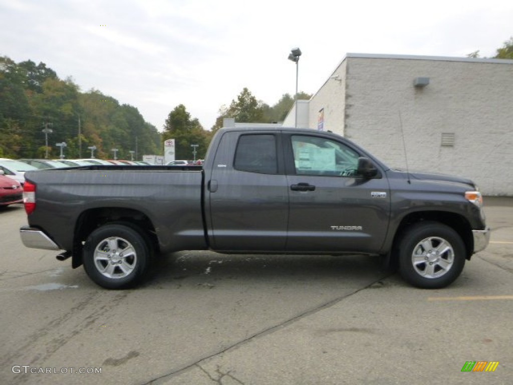 2014 Tundra SR5 Double Cab 4x4 - Magnetic Gray Metallic / Graphite photo #2