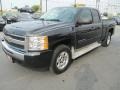 Black - Silverado 1500 LT Extended Cab 4x4 Photo No. 3