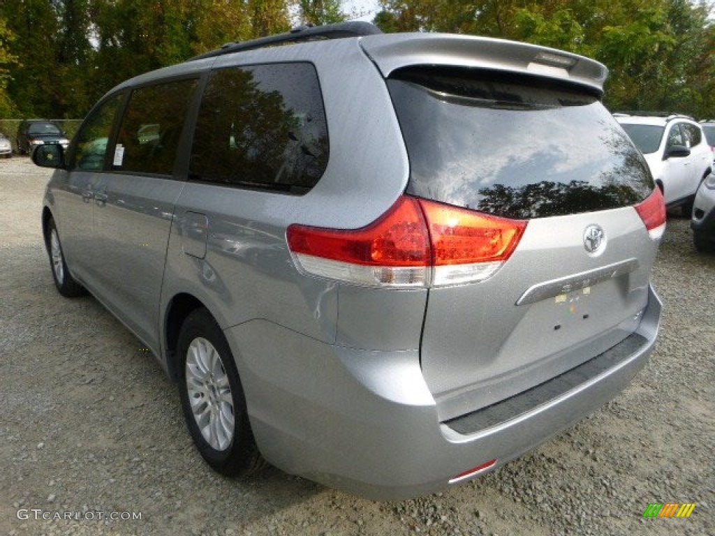 2014 Sienna XLE - Silver Sky Metallic / Light Gray photo #5