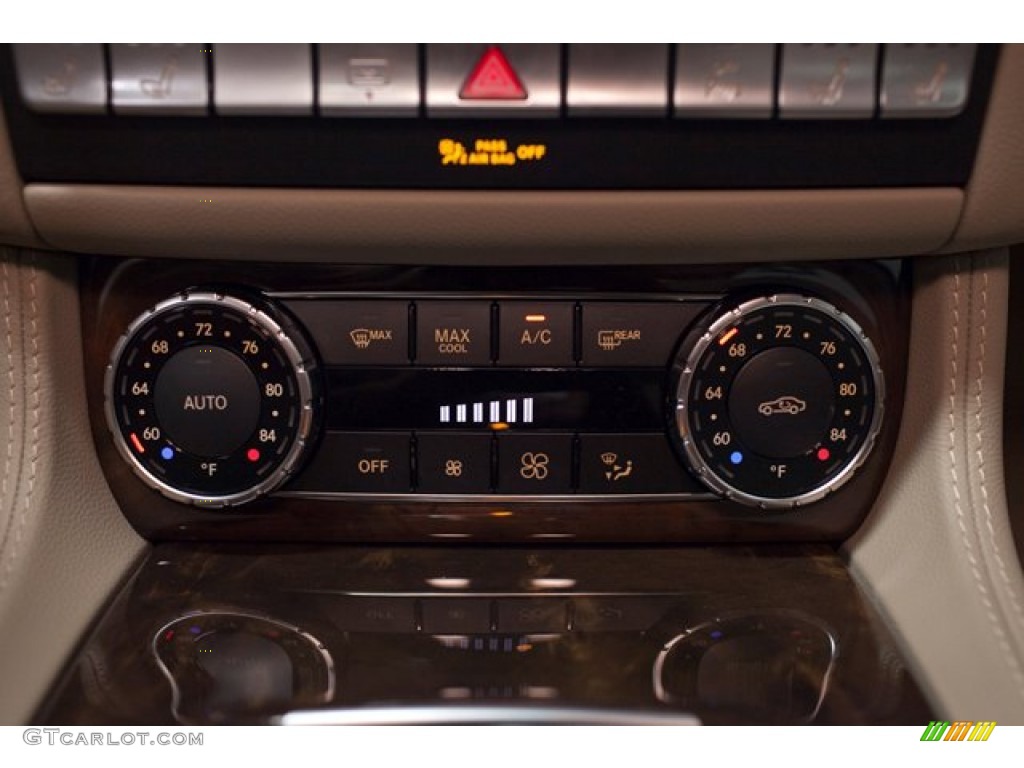 2013 Mercedes-Benz CLS 550 4Matic Coupe Controls Photo #86484339