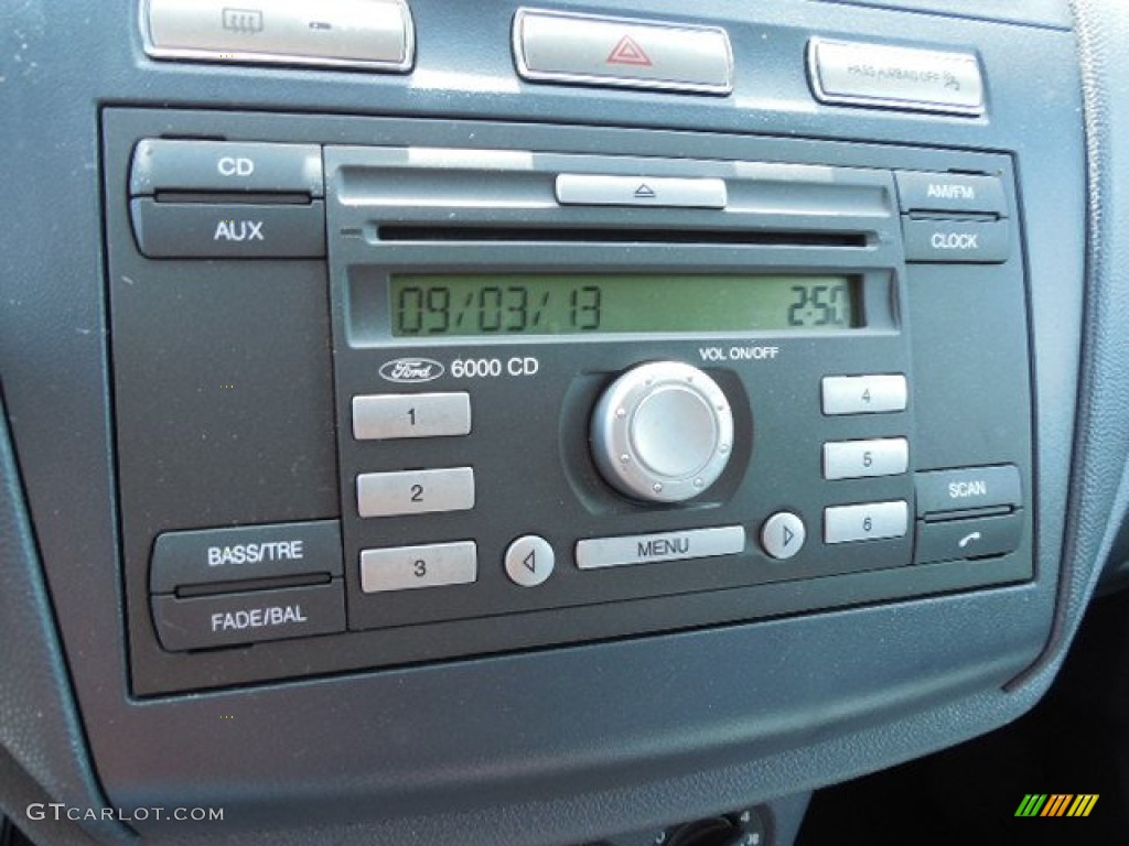 2011 Ford Transit Connect XLT Premium Passenger Wagon Audio System Photo #86484450