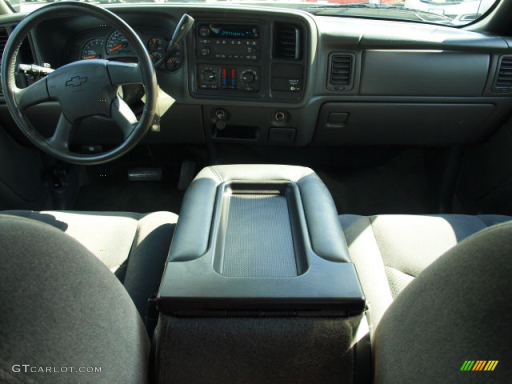 2005 Silverado 2500HD LS Extended Cab 4x4 - Sandstone Metallic / Dark Charcoal photo #10