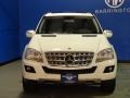 Arctic White - ML 350 4Matic Photo No. 2