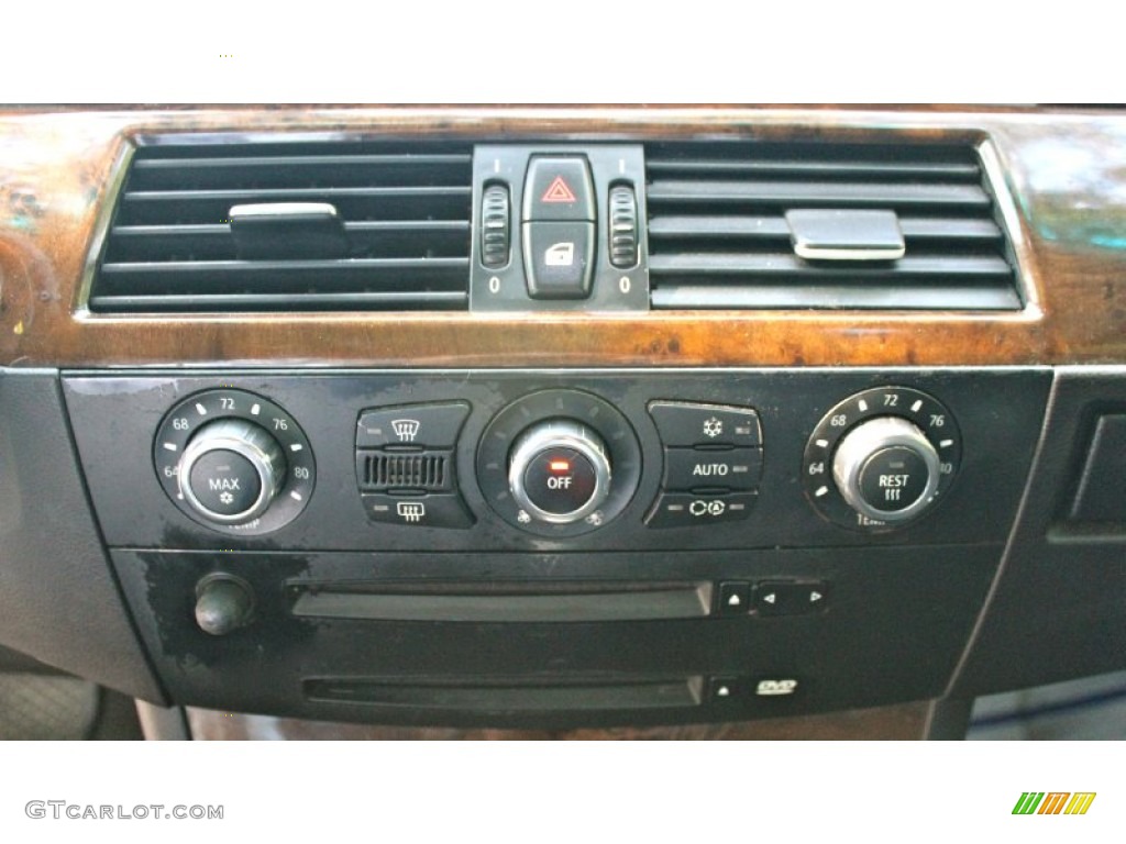 2007 BMW 5 Series 550i Sedan Controls Photos