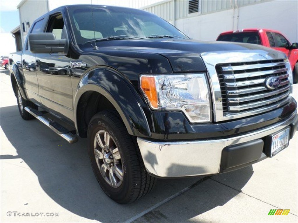 2009 F150 XLT SuperCrew - Black / Stone/Medium Stone photo #6