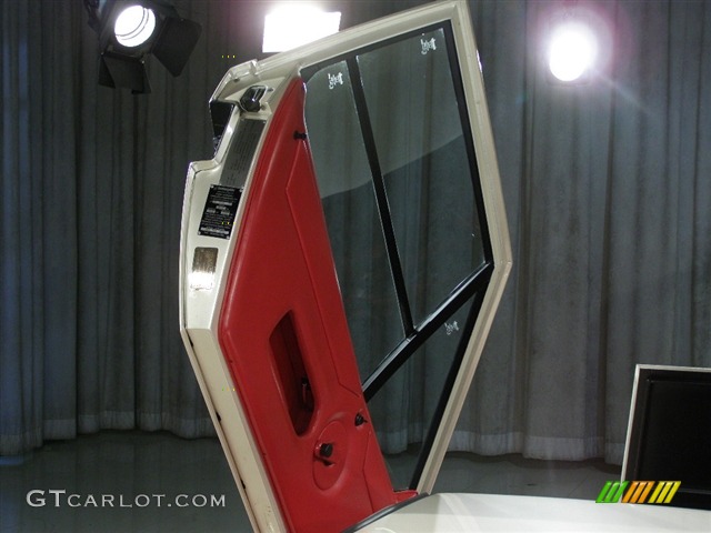 1988 Countach 5000 Quattrovalvole - White / Red photo #13