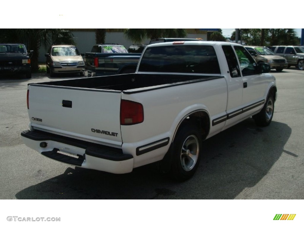 2000 S10 LS Extended Cab - Summit White / Graphite photo #5