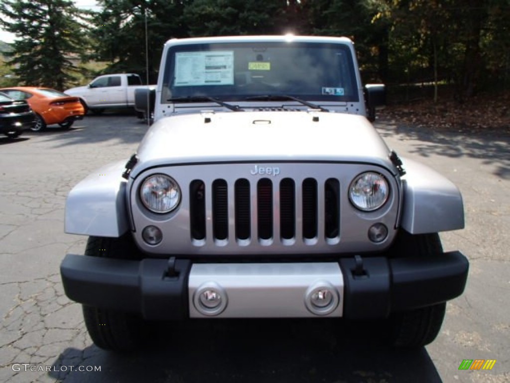 2014 Wrangler Unlimited Sahara 4x4 - Billet Silver Metallic / Black photo #3