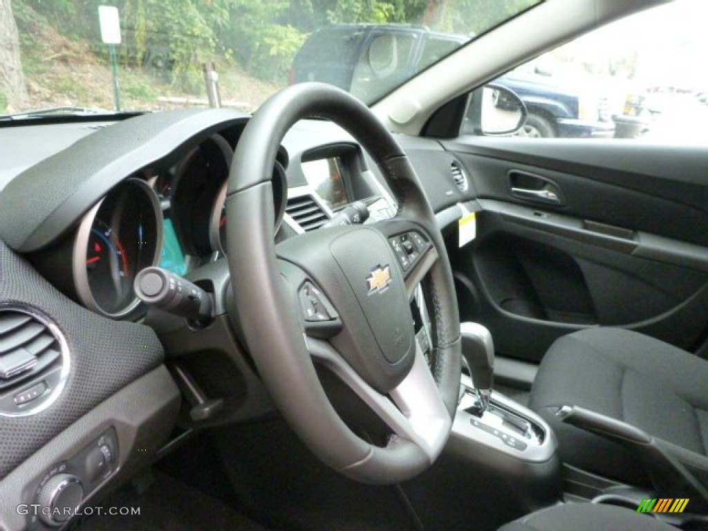 2014 Chevrolet Cruze LT Jet Black Steering Wheel Photo #86491929