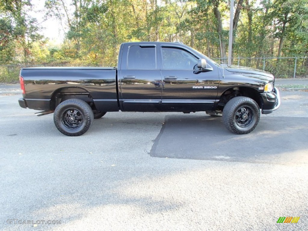 2004 Ram 2500 SLT Quad Cab 4x4 - Black / Dark Slate Gray photo #4