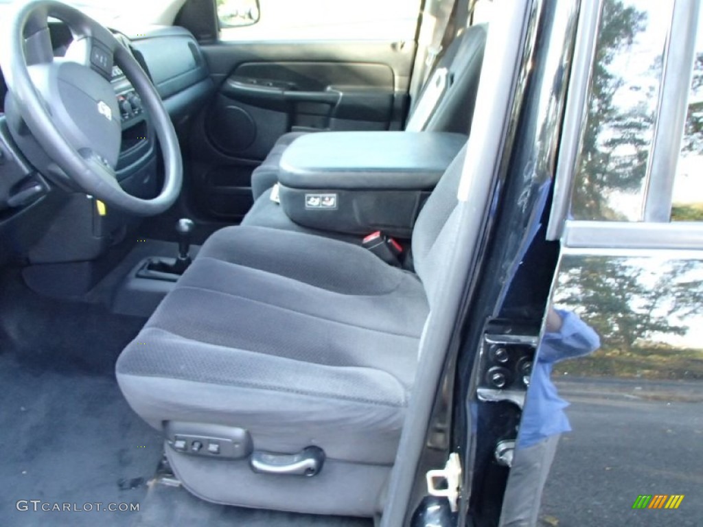 2004 Ram 2500 SLT Quad Cab 4x4 - Black / Dark Slate Gray photo #10