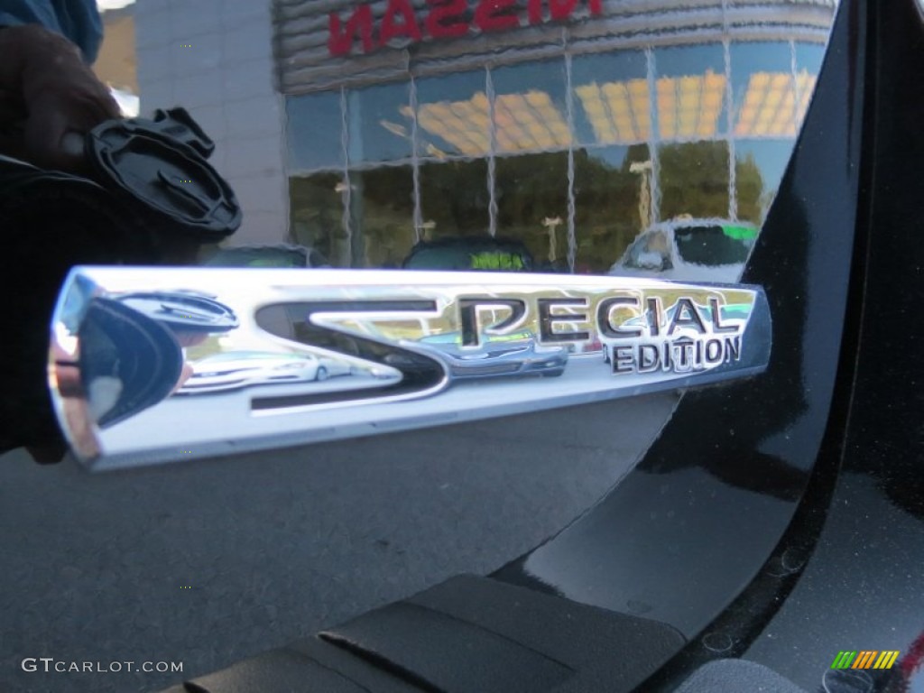 2013 Rogue S Special Edition - Super Black / Black photo #14