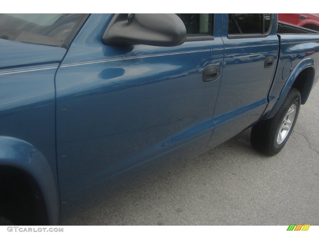 2003 Dakota SLT Quad Cab 4x4 - Atlantic Blue Pearlcoat / Dark Slate Gray photo #14