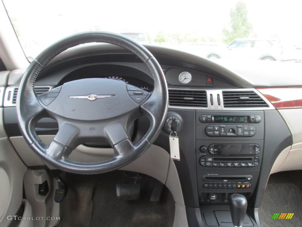 2004 Pacifica AWD - Linen Gold Metallic / Light Taupe photo #11