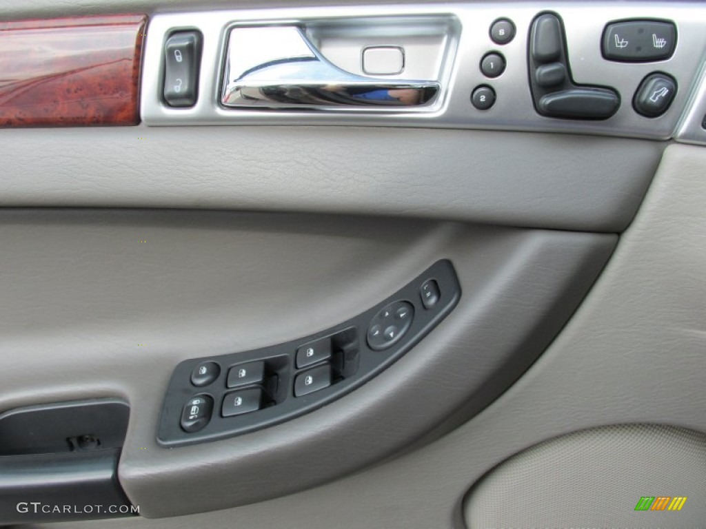 2004 Pacifica AWD - Linen Gold Metallic / Light Taupe photo #16