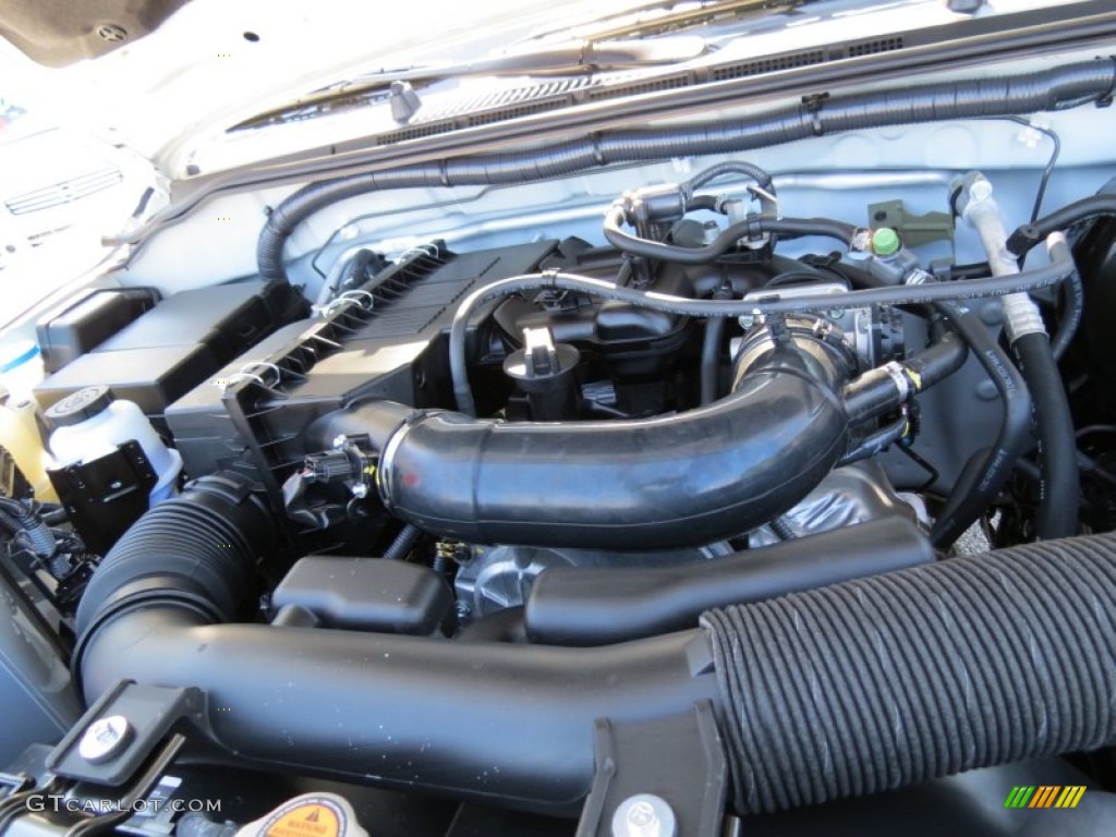 2013 Nissan Frontier S King Cab Engine Photos