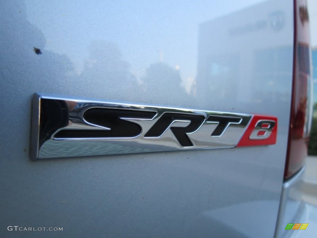 2010 Jeep Grand Cherokee SRT8 4x4 Marks and Logos Photos