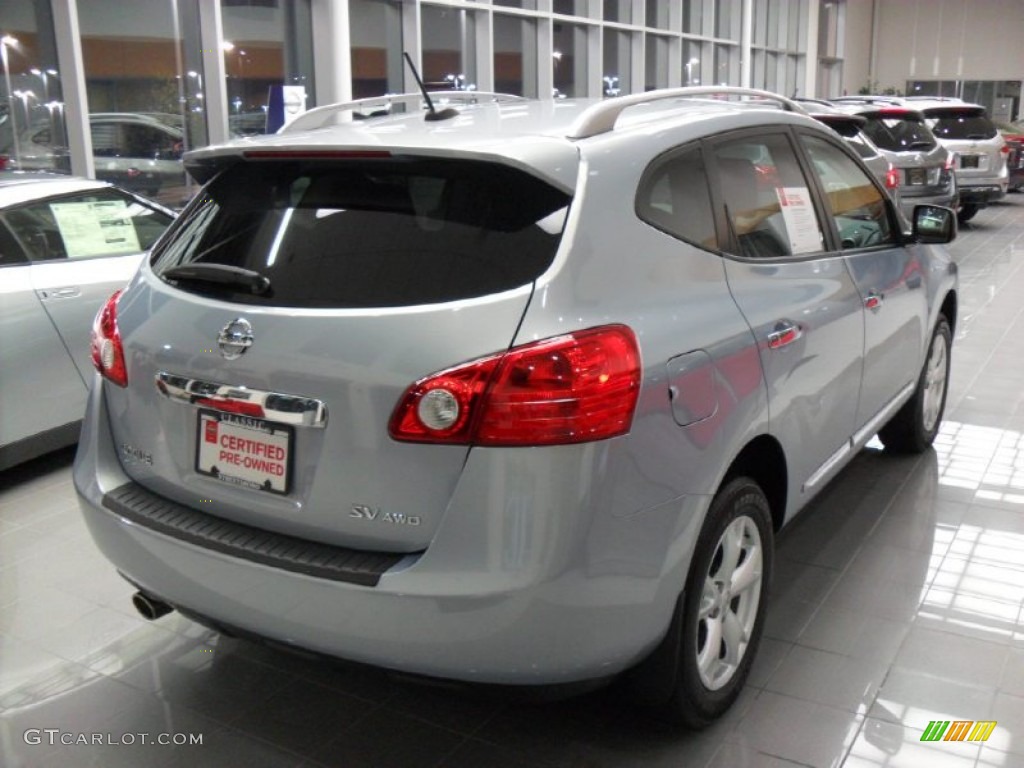2011 Rogue SV AWD - Frosted Steel Metallic / Black photo #6