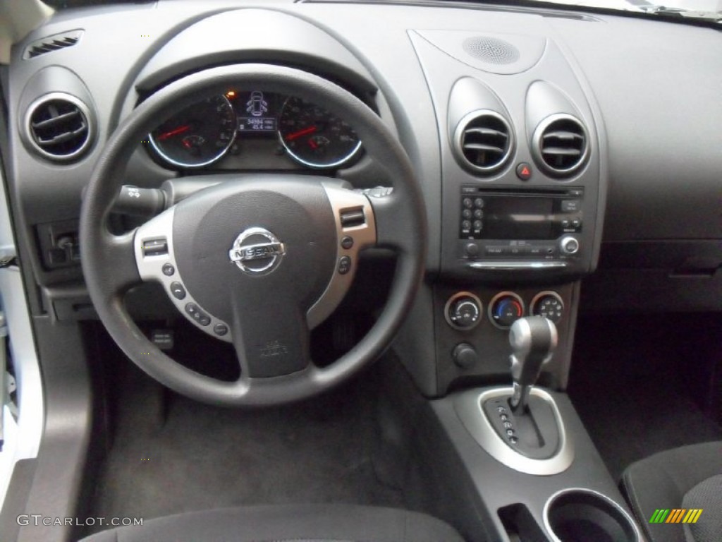 2011 Rogue SV AWD - Frosted Steel Metallic / Black photo #17