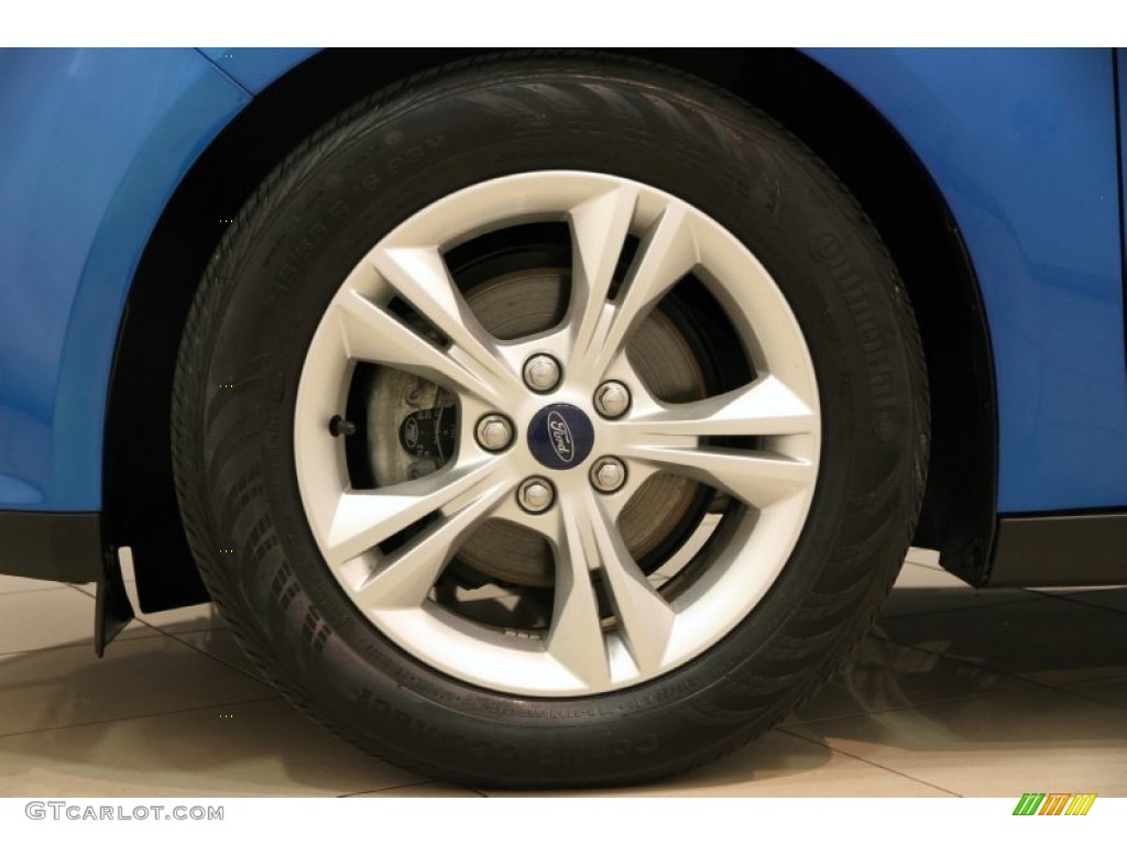 2012 Ford Focus SE Sport 5-Door Wheel Photos