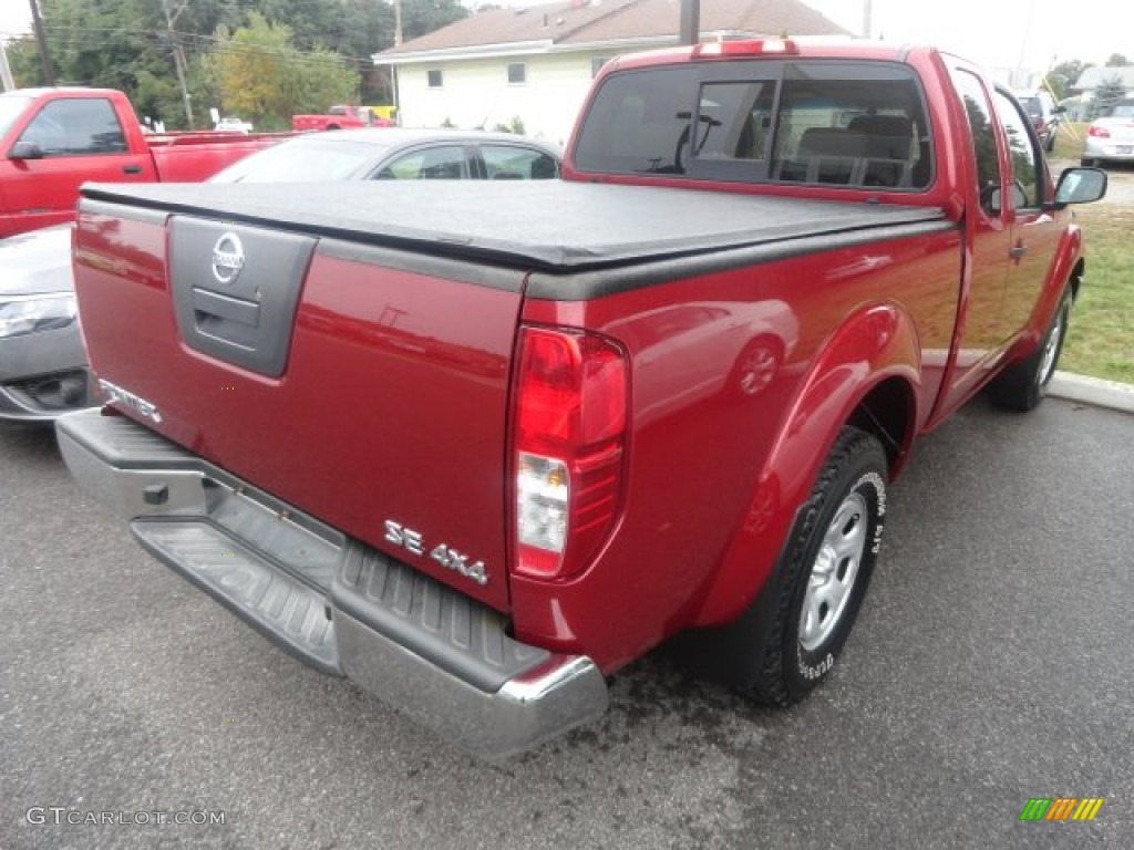 2007 Frontier SE King Cab 4x4 - Red Brawn / Desert photo #2