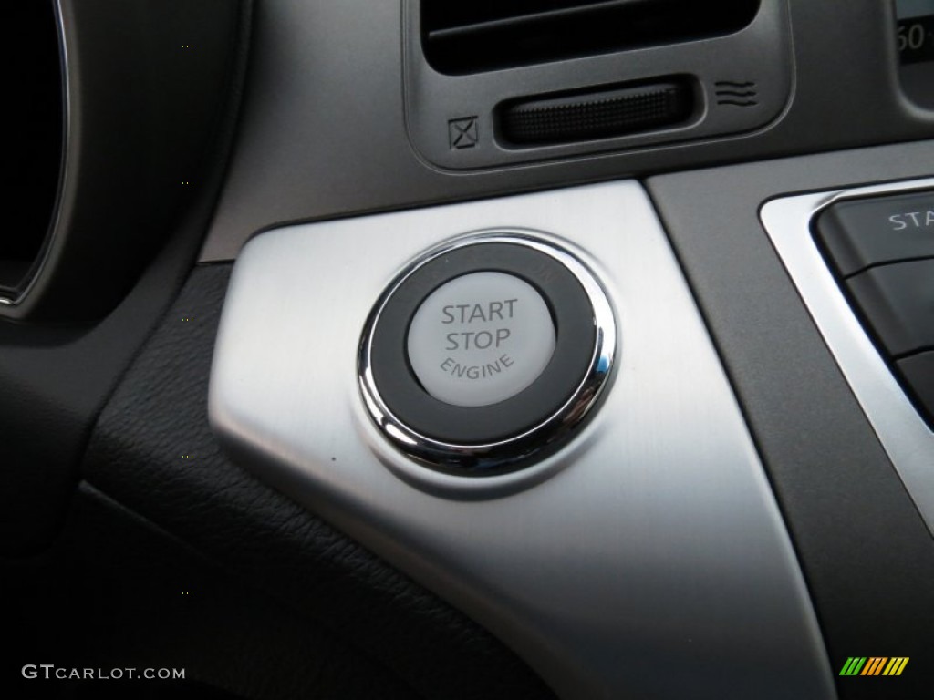 2013 Nissan Murano LE Controls Photo #86502579