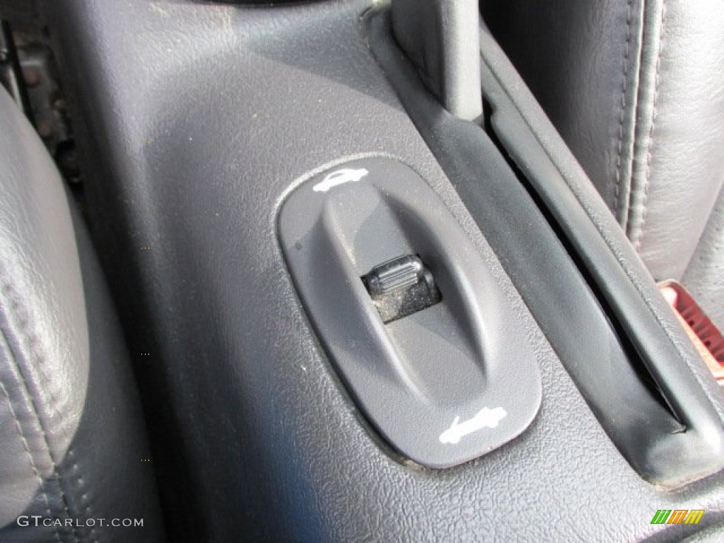 2000 Sebring JX Convertible - Bright White / Agate photo #15