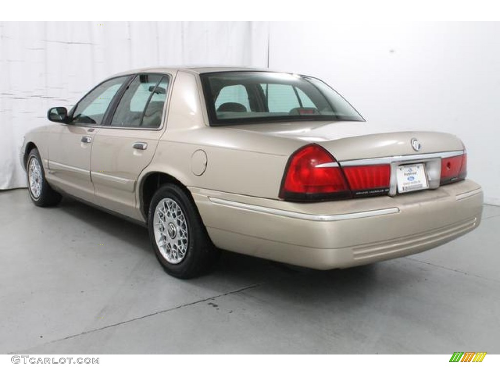 1999 Grand Marquis GS - Harvest Gold Metallic / Medium Parchment photo #10