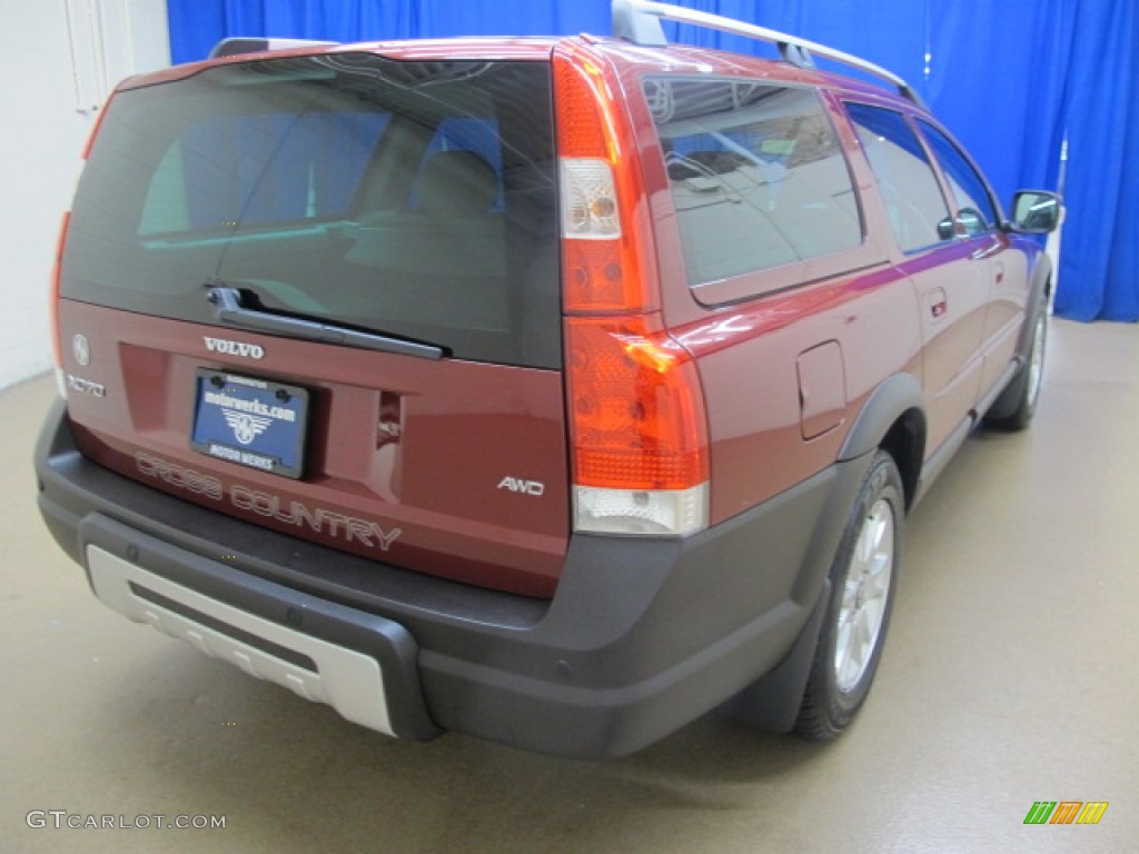 2007 XC70 AWD Cross Country - Ruby Red Metallic / Taupe photo #7