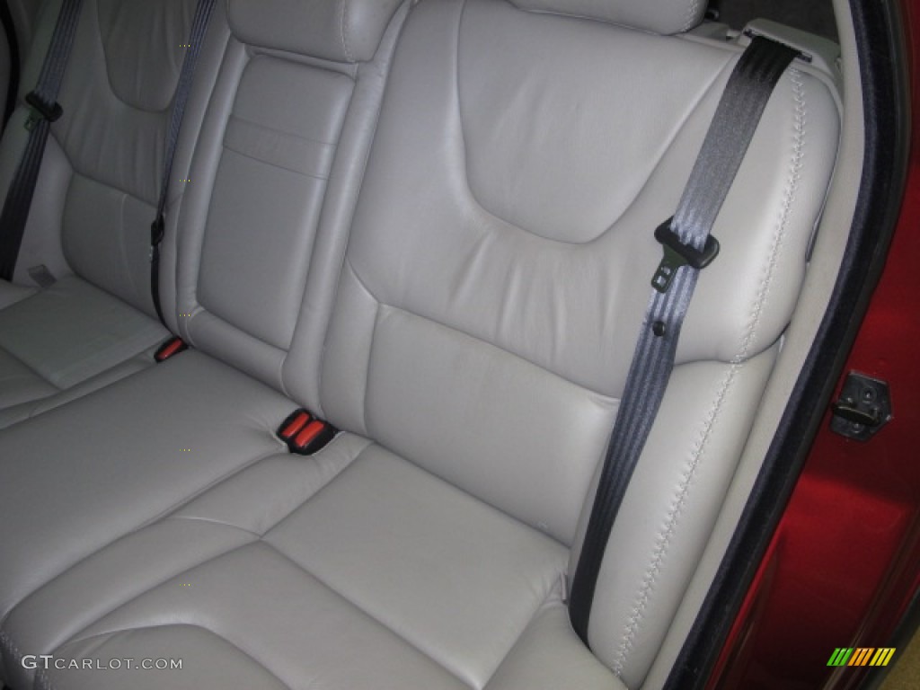 2007 XC70 AWD Cross Country - Ruby Red Metallic / Taupe photo #18