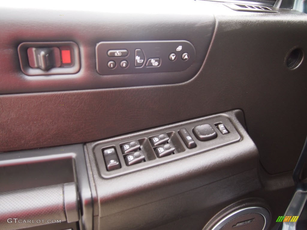 2006 Hummer H2 SUV Controls Photo #86507845