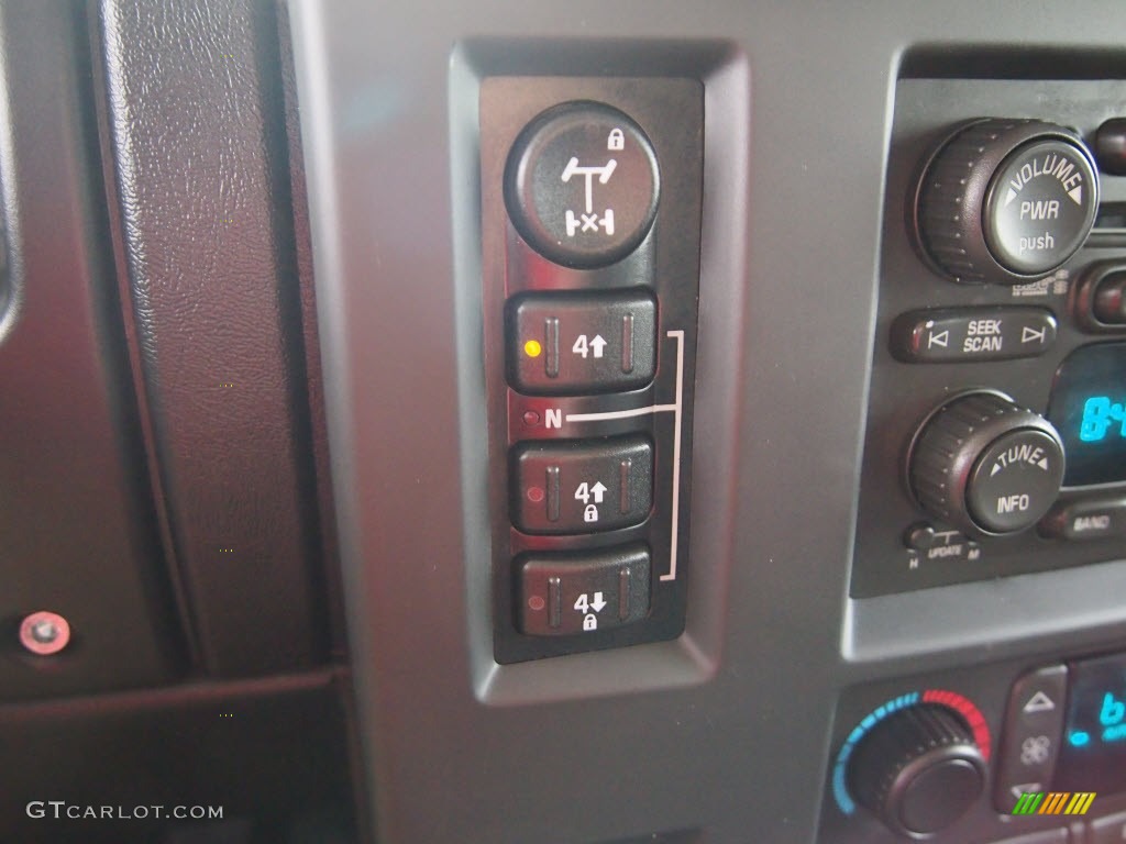 2006 Hummer H2 SUV Controls Photo #86508001