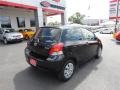 Black Sand Pearl - Yaris 3 Door Liftback Photo No. 7