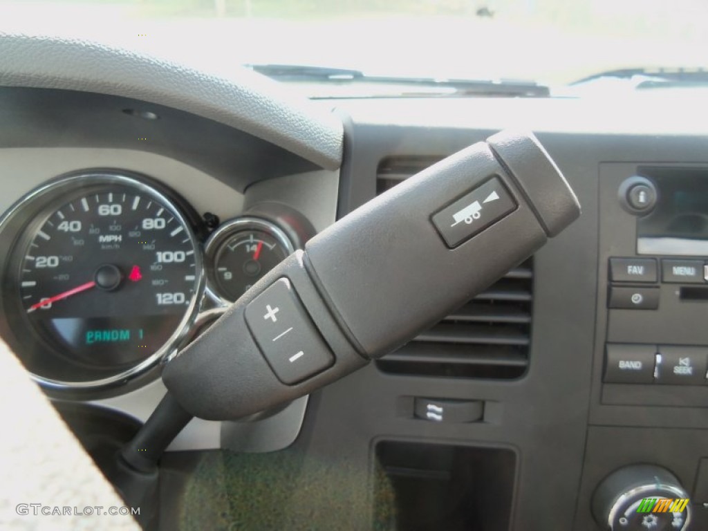 2014 Chevrolet Silverado 3500HD WT Regular Cab Dual Rear Wheel 4x4 6 Speed Automatic Transmission Photo #86512225