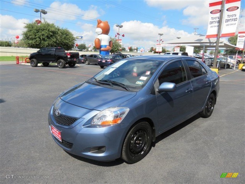 2009 Yaris S Sedan - Pacific Blue Metallic / Dark Charcoal photo #3