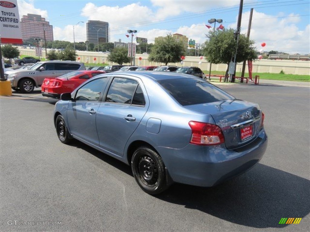 2009 Yaris S Sedan - Pacific Blue Metallic / Dark Charcoal photo #5