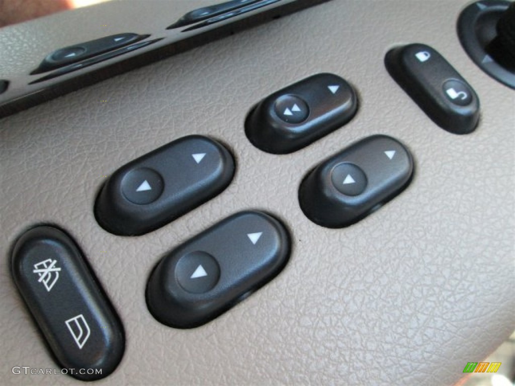 2006 F150 King Ranch SuperCrew 4x4 - Oxford White / Castano Brown Leather photo #19