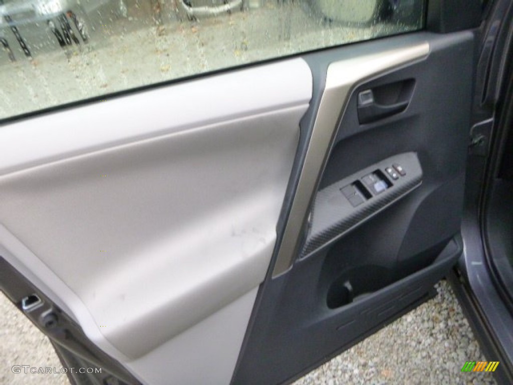 2013 RAV4 LE AWD - Magnetic Gray Metallic / Ash photo #14