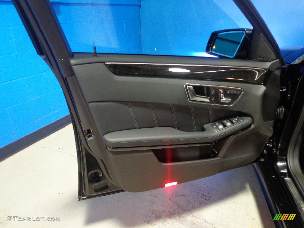 2014 E 550 4Matic Sedan - Black / Black photo #30