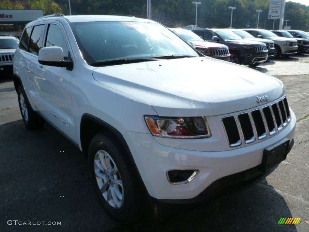 2014 Grand Cherokee Laredo 4x4 - Bright White / Morocco Black photo #9