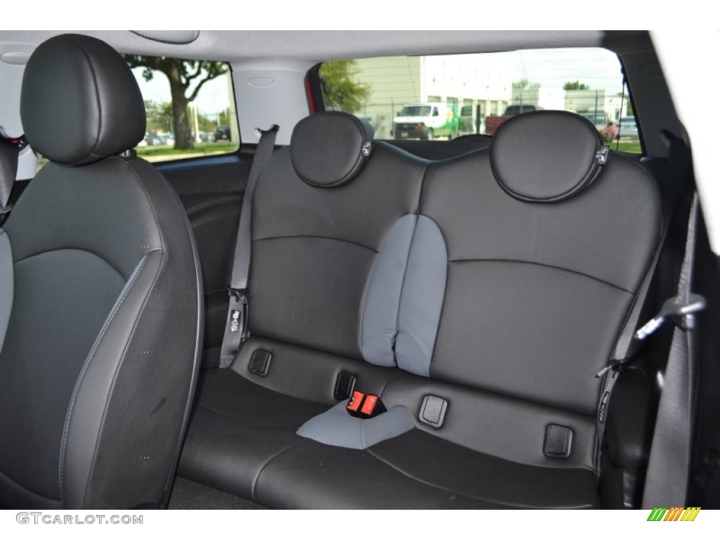 2009 Mini Cooper S Hardtop Rear Seat Photos