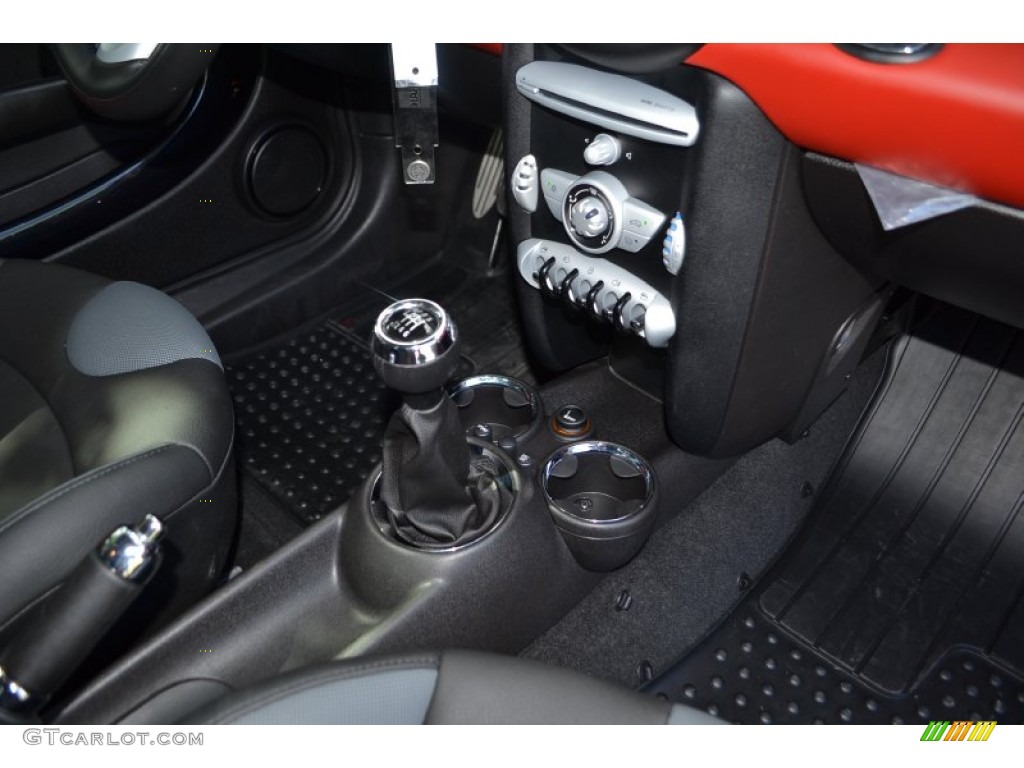 2009 Mini Cooper S Hardtop Transmission Photos